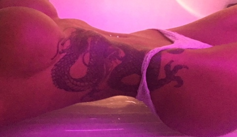 Фото заголовка OnlyFans marianozer