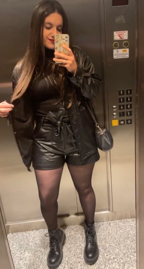 Фото заголовка OnlyFans marlisjun1