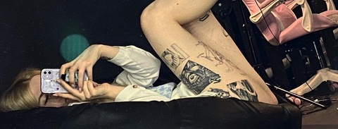 OnlyFans header picture mavpochka