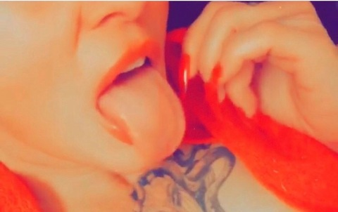 Снимка за заглавие на OnlyFans melanieblanche