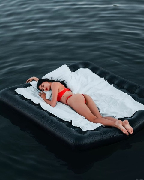 Снимка за заглавие на OnlyFans mila_breeze_free