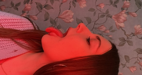 mila_devic님의 OnlyFans 헤더 사진