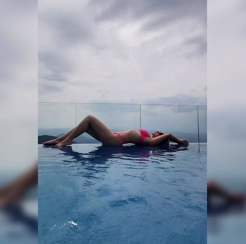 ओन्लीफैंस हैडर चित्र milicaaaaa