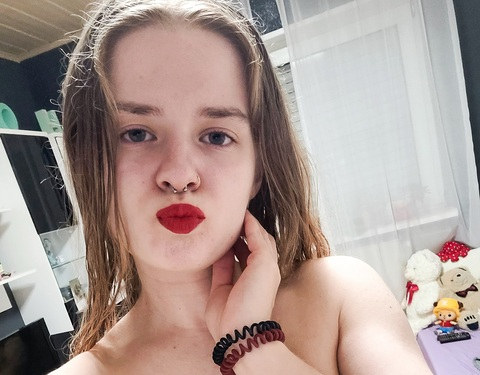 OnlyFans header picture minii.99