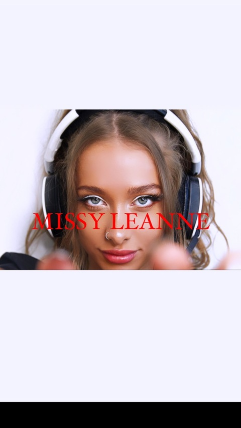 OnlyFans header picture missyleanne