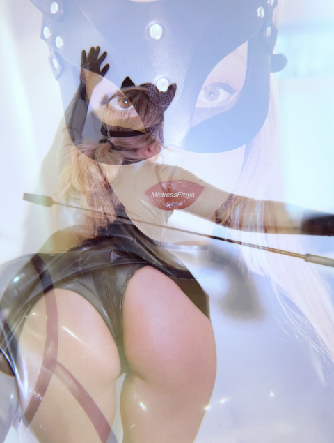 Imagem do cabeçalho do OnlyFans de mistressfroya