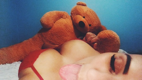 OnlyFansヘッダー画像moneemaree