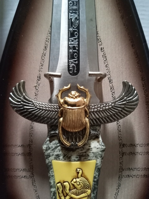 ओन्लीफैंस हैडर चित्र morbidastone