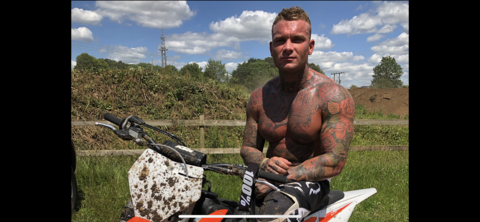 OnlyFans başlık resmi mrbillyessex