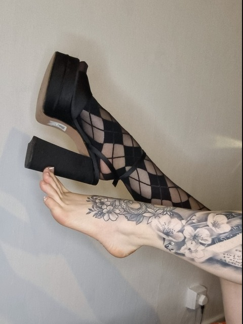 Фото заголовка OnlyFans myaloryn