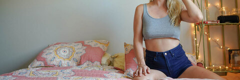 ओन्लीफैंस हैडर चित्र nakedbakerstv