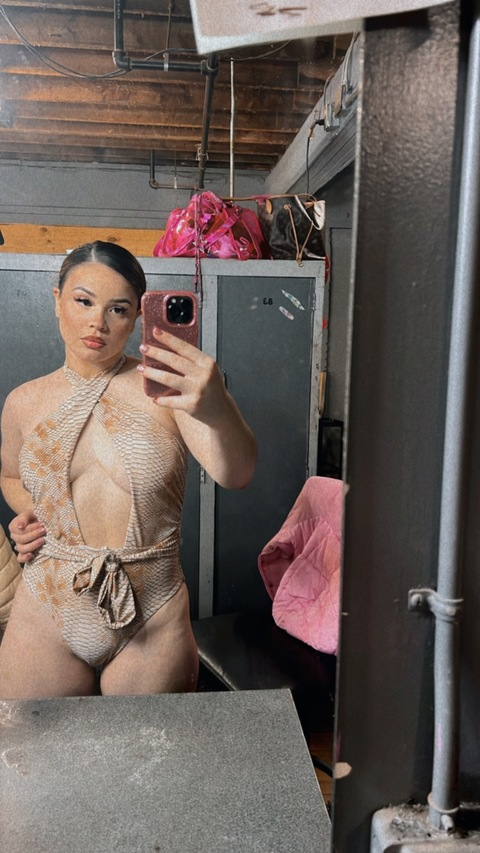 Gambar header OnlyFans natkattykat