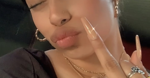 neeelyyyyy님의 OnlyFans 헤더 사진