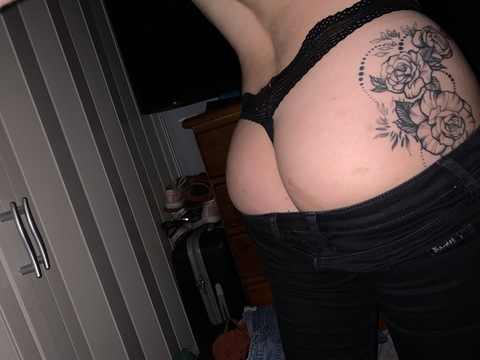 Imagem do cabeçalho do OnlyFans de no1blake