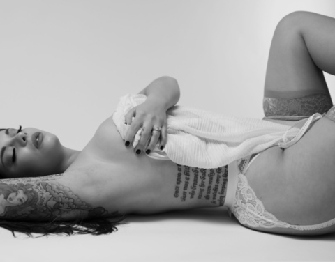 OnlyFansヘッダー画像norwegian_dollface