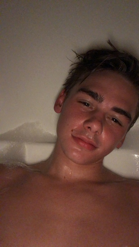 OnlyFansヘッダー画像paxtonwardxxx