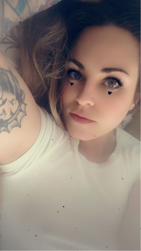 Imagem do cabeçalho do OnlyFans de penniegold