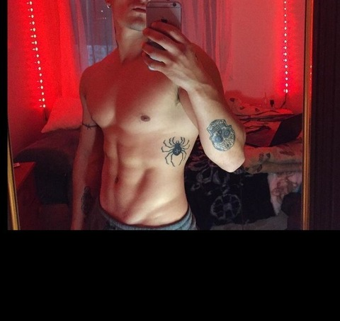 Снимка за заглавие на OnlyFans perversiito20