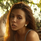 OnlyFansのプロフィール写真 petitenikolefree