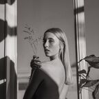 OnlyFansのプロフィール写真 phoebejoy