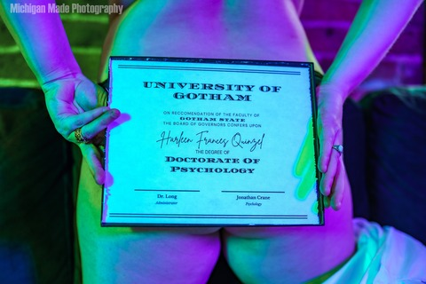 OnlyFans header picture poison_rose