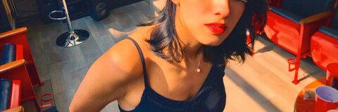 Imagem do cabeçalho do OnlyFans de pupauu