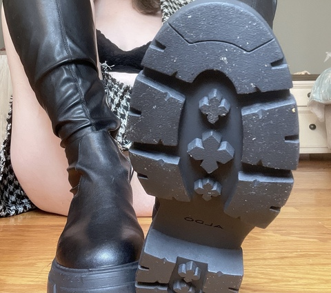 Immagine dell'header di OnlyFans puregirlsweatt