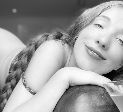 OnlyFans header picture purelypremium