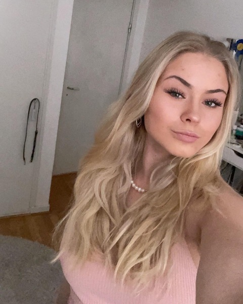 Header afbeelding van OnlyFans queenoffreaks03