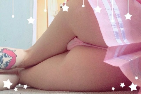 OnlyFans header picture queerkittencum