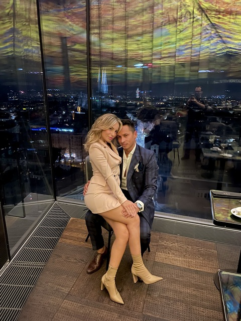 Gambar header OnlyFans realpervy