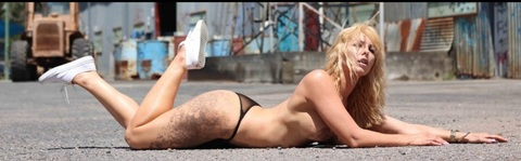 OnlyFansヘッダー画像rebeccamaymueller