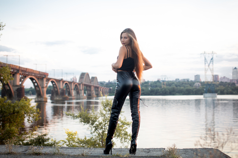 ओन्लीफैंस हैडर चित्र redfoxxgirl