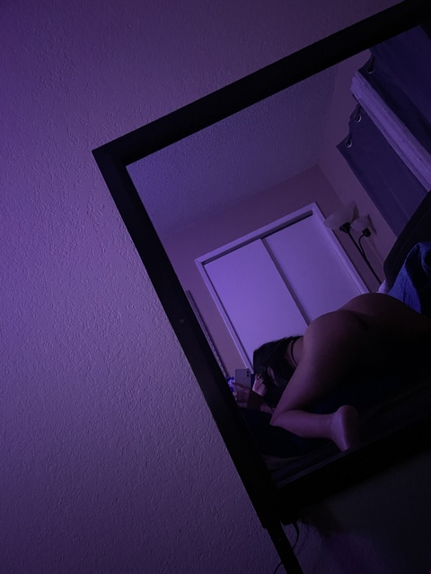 OnlyFans header picture reelaflare