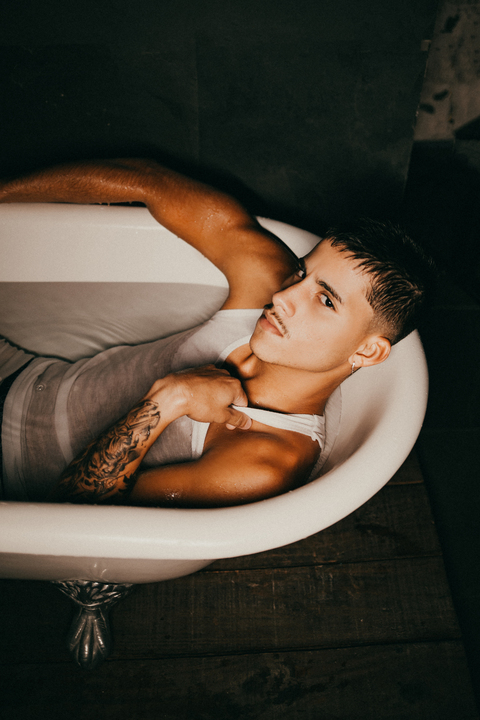 Imagem do cabeçalho do OnlyFans de renankalany