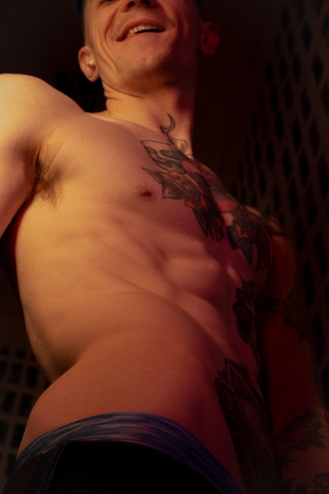 OnlyFans header picture repairman67