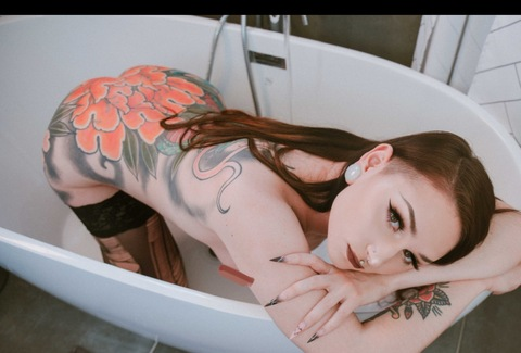 OnlyFans header picture revengeoftheshay