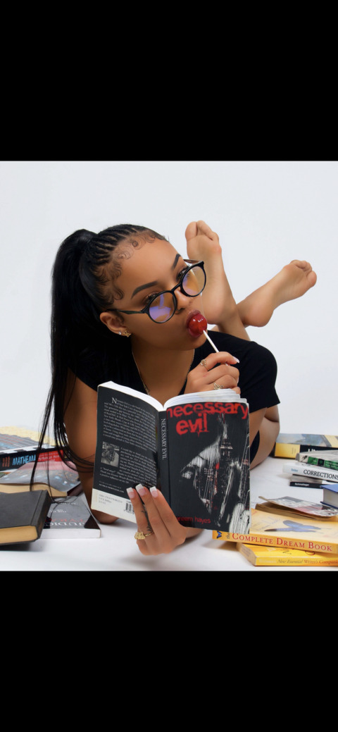 rielarenee님의 OnlyFans 헤더 사진