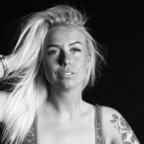 OnlyFansのプロフィール写真 roomyxx