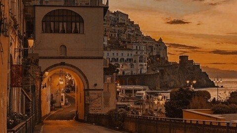 ओन्लीफैंस हैडर चित्र rosse