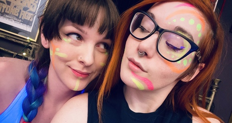 ओन्लीफैंस हैडर चित्र rubyandkiwi