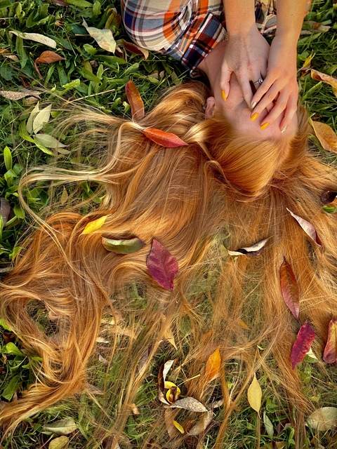 OnlyFans header picture scarletfever9