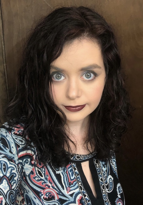 ओन्लीफैंस हैडर चित्र shannabanana123