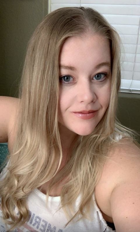 OnlyFans header picture sincity.hotwife