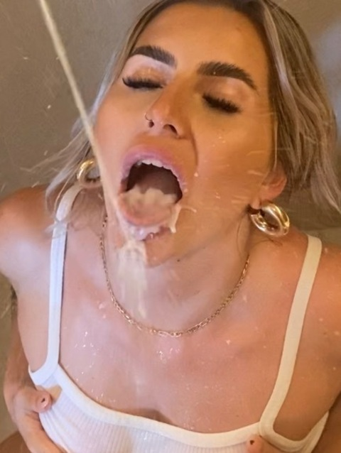 Header afbeelding van OnlyFans slimxshadii