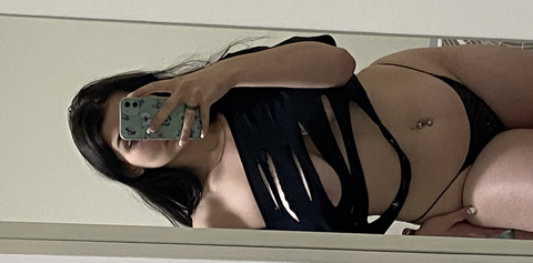 OnlyFans header picture slxttypawg