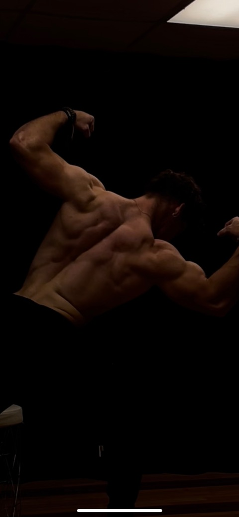 ओन्लीफैंस हैडर चित्र smillsap02