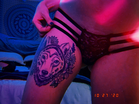 OnlyFansヘッダー画像smokahontas710