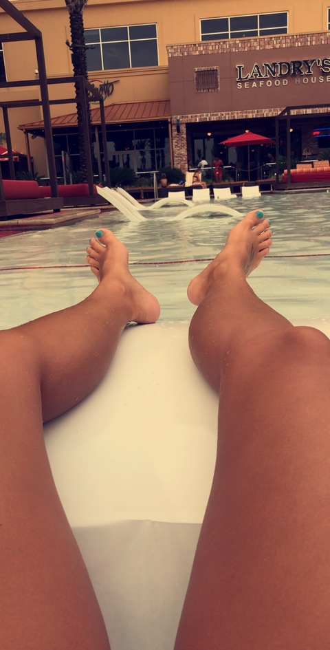 OnlyFans header picture src1234