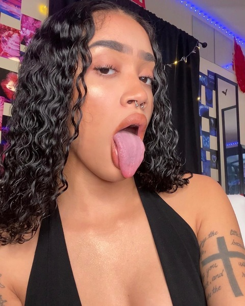 Header afbeelding van OnlyFans staypink